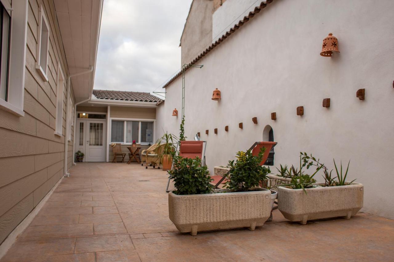 Azafran Consuegra Guest House Ngoại thất bức ảnh