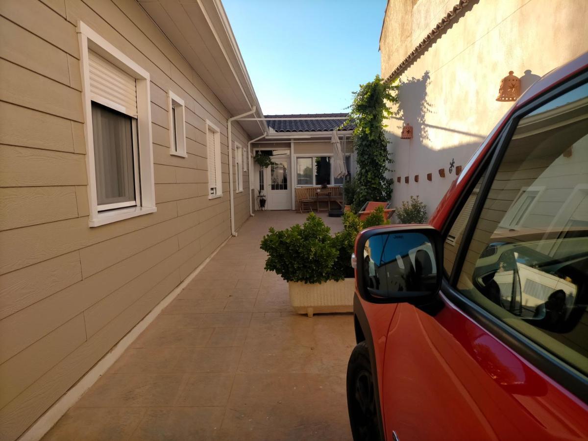 Azafran Consuegra Guest House Ngoại thất bức ảnh