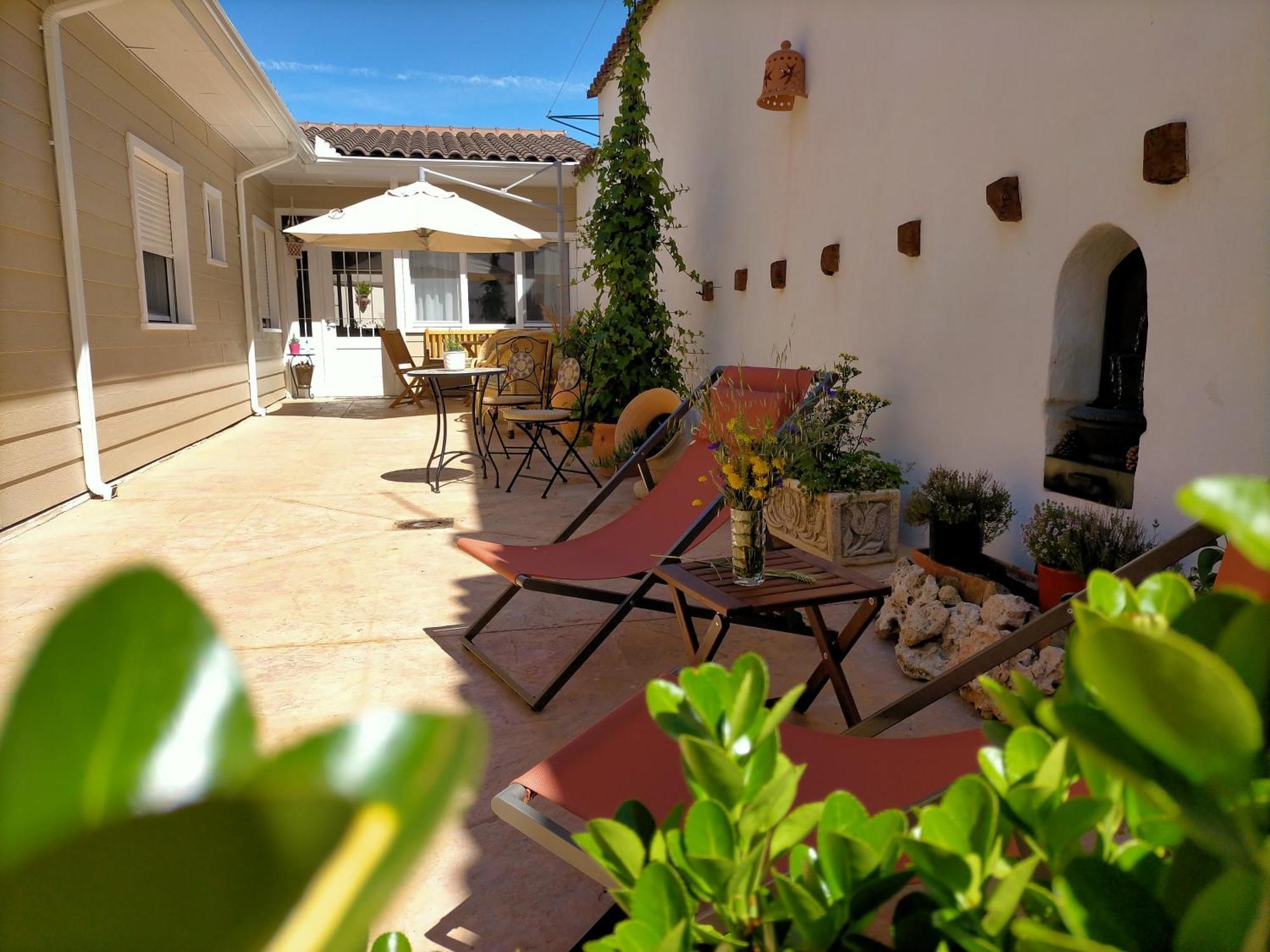 Azafran Consuegra Guest House Ngoại thất bức ảnh